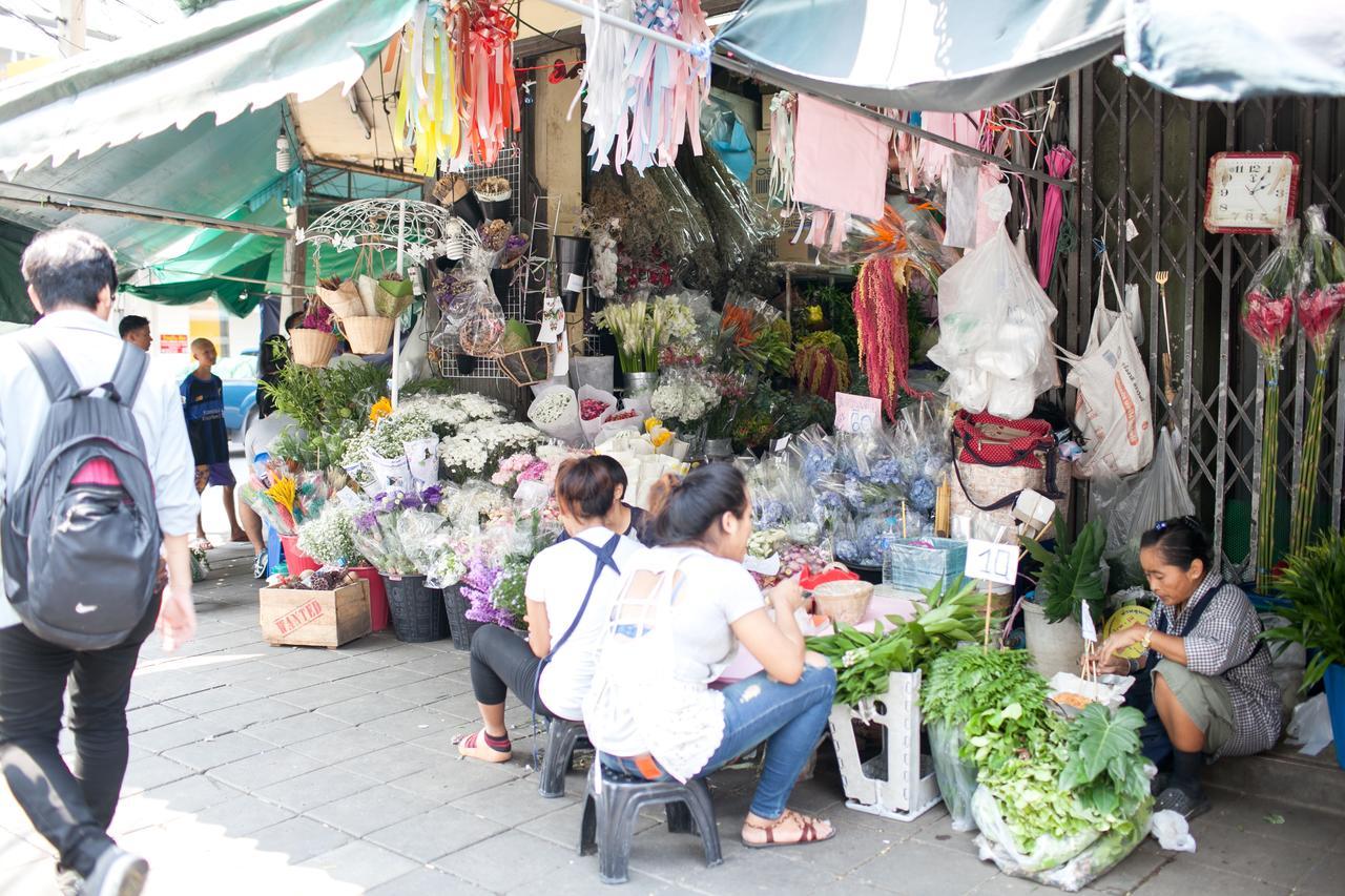 Dilokchan Hostel Female Only Bangkok Exterior photo